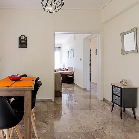 Two Bedroom Apartment In Chalandri With Balcony Athènes Extérieur photo