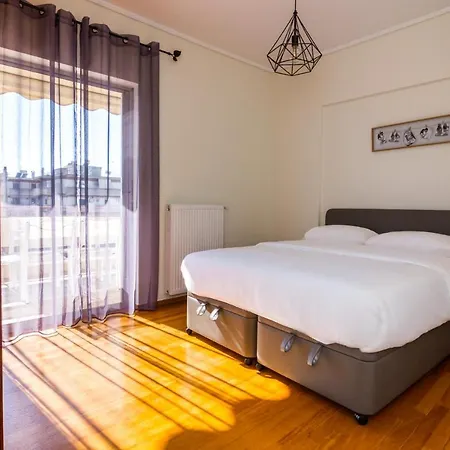 Two Bedroom Apartment In Chalandri With Balcony Athènes Extérieur photo